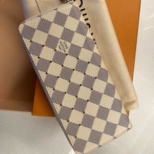 Brand New Louis Vuitton wallet